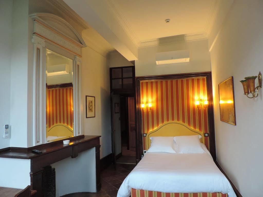 La Maison Des Consuls Bed & Breakfast 4*